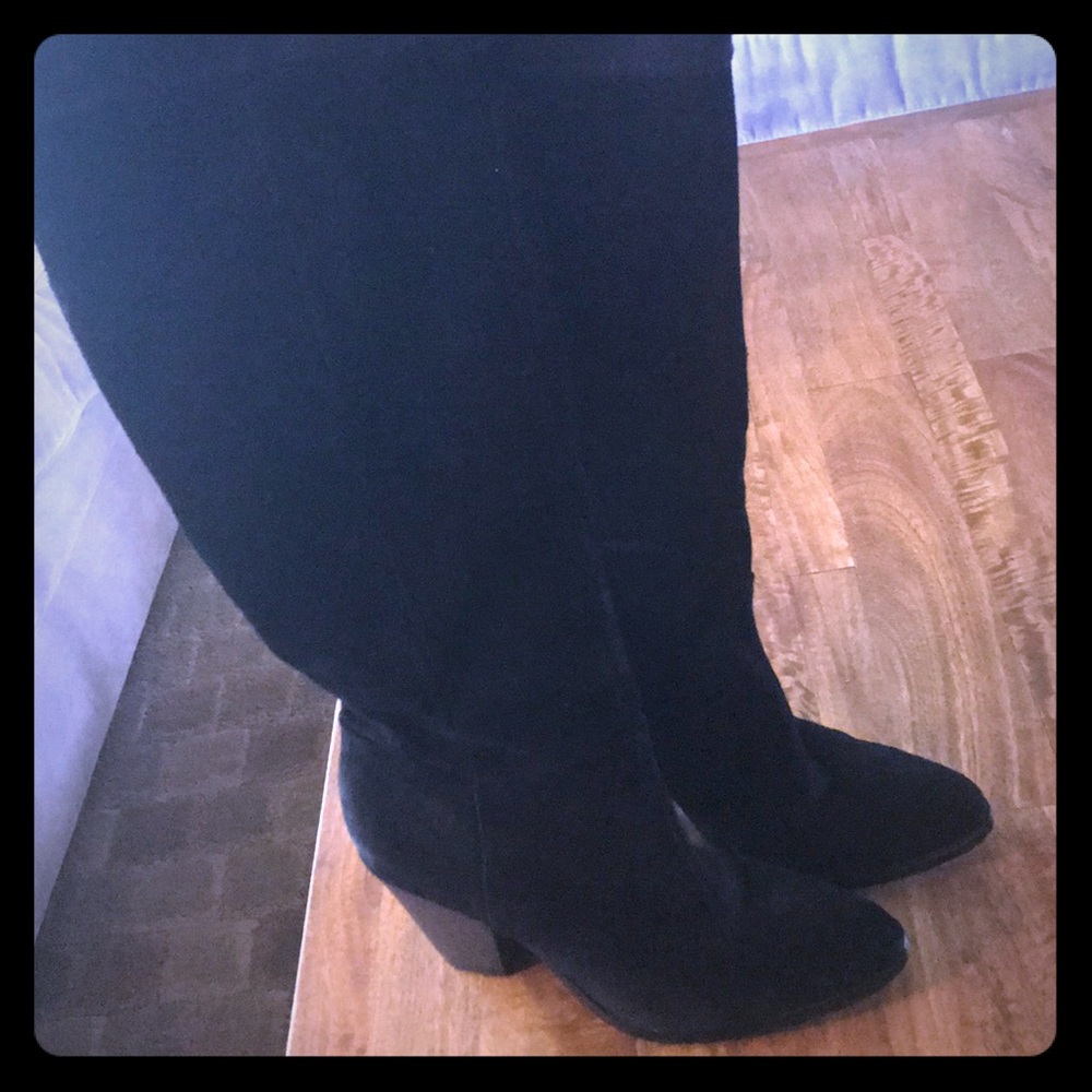 Rachel Roy suede boots